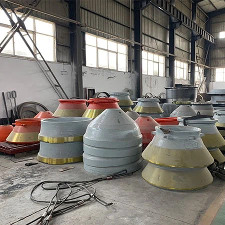 Plášť a konkávny